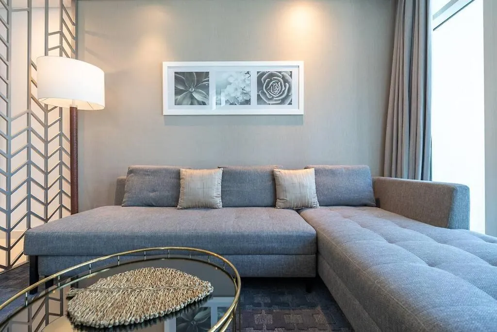 Sophisticated Business Bay Canal View By Suiteable 두바이 아랍에미리트